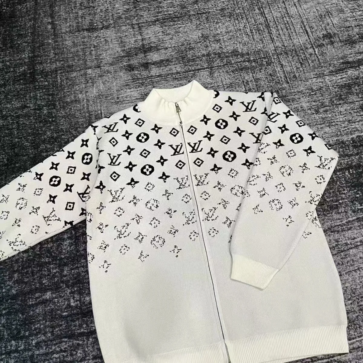 Autumn and winter slim fit white sweater casual stand collar pull-on knitted jacket PD0424101409