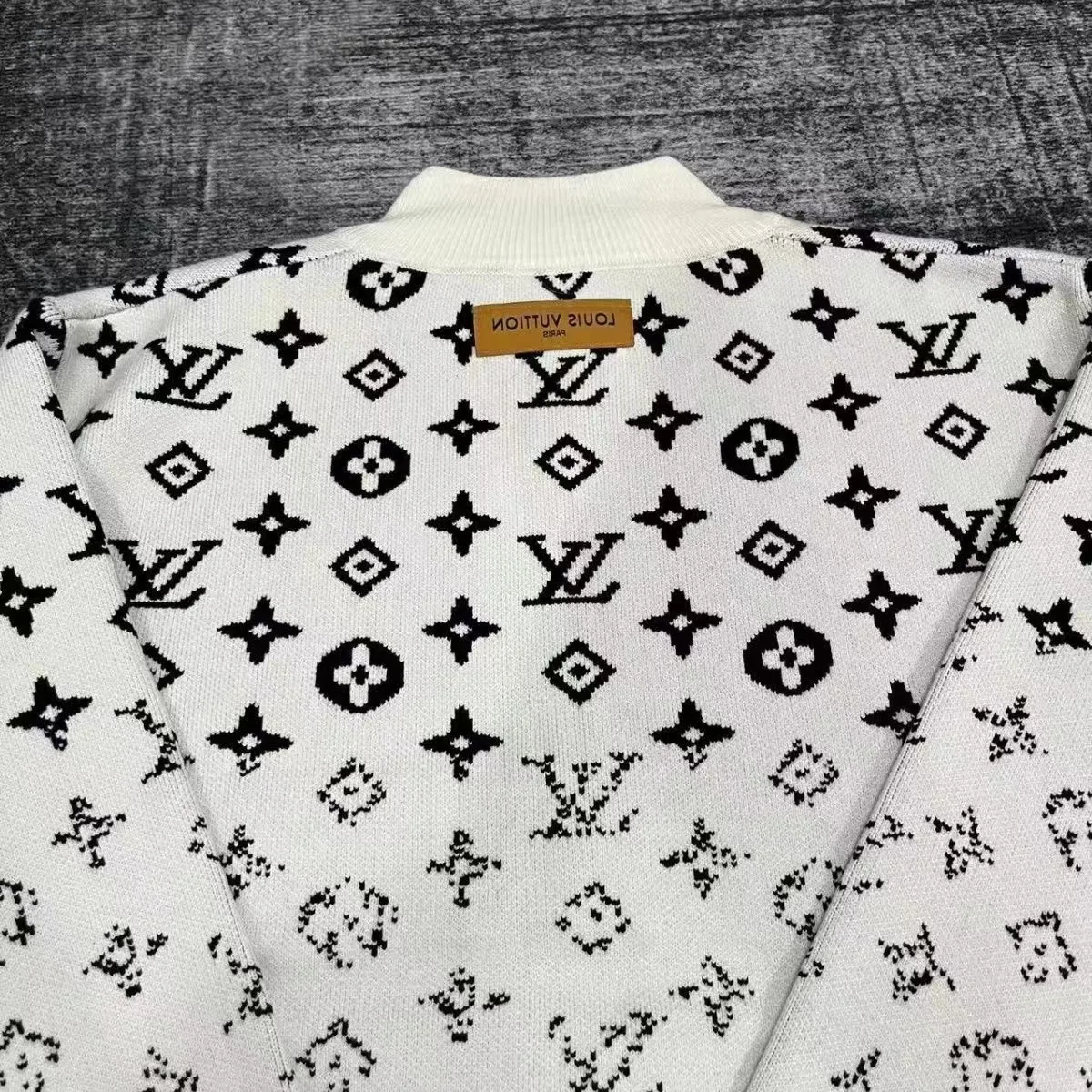 Autumn and winter slim fit white sweater casual stand collar pull-on knitted jacket PD0424101409