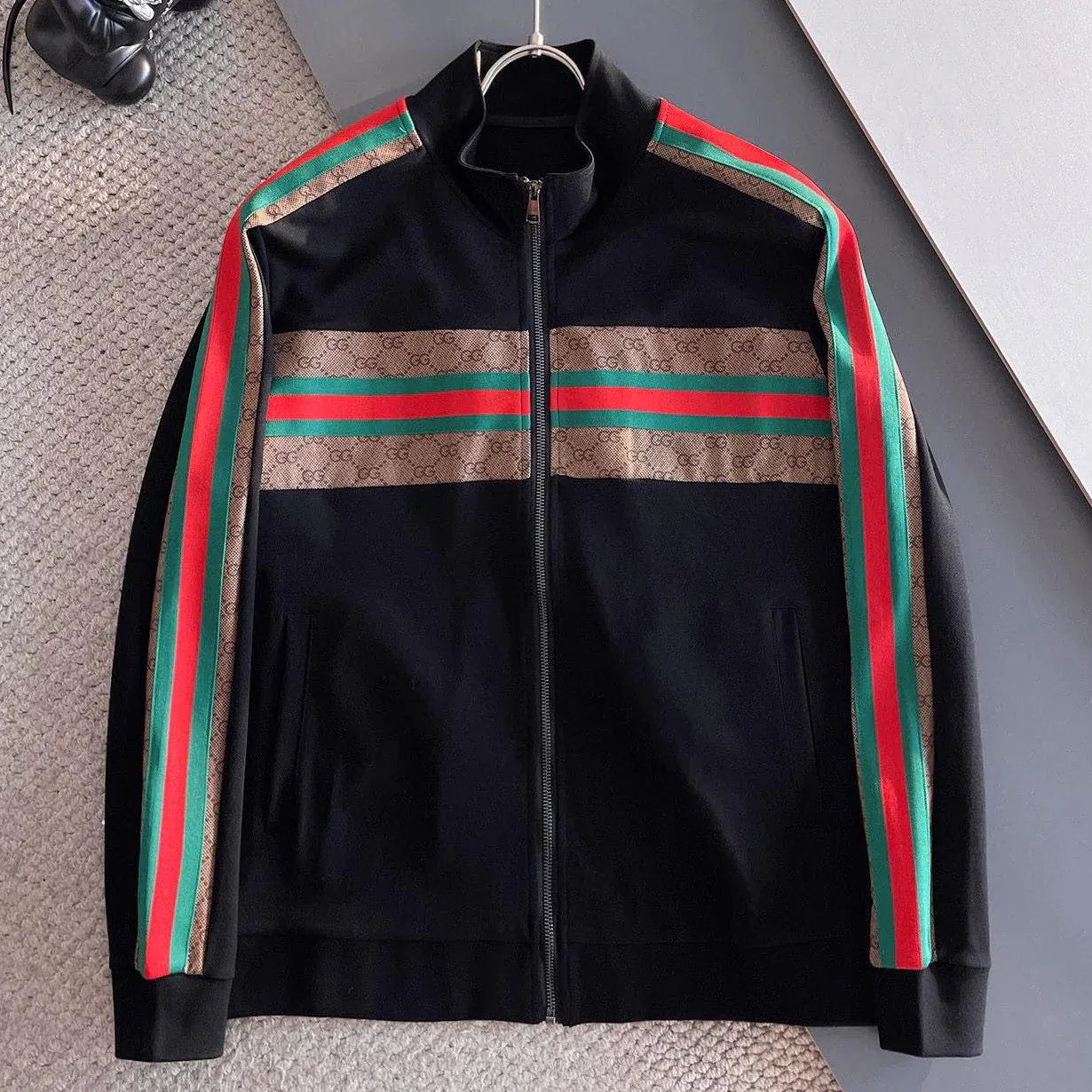 New high-quality sports kit