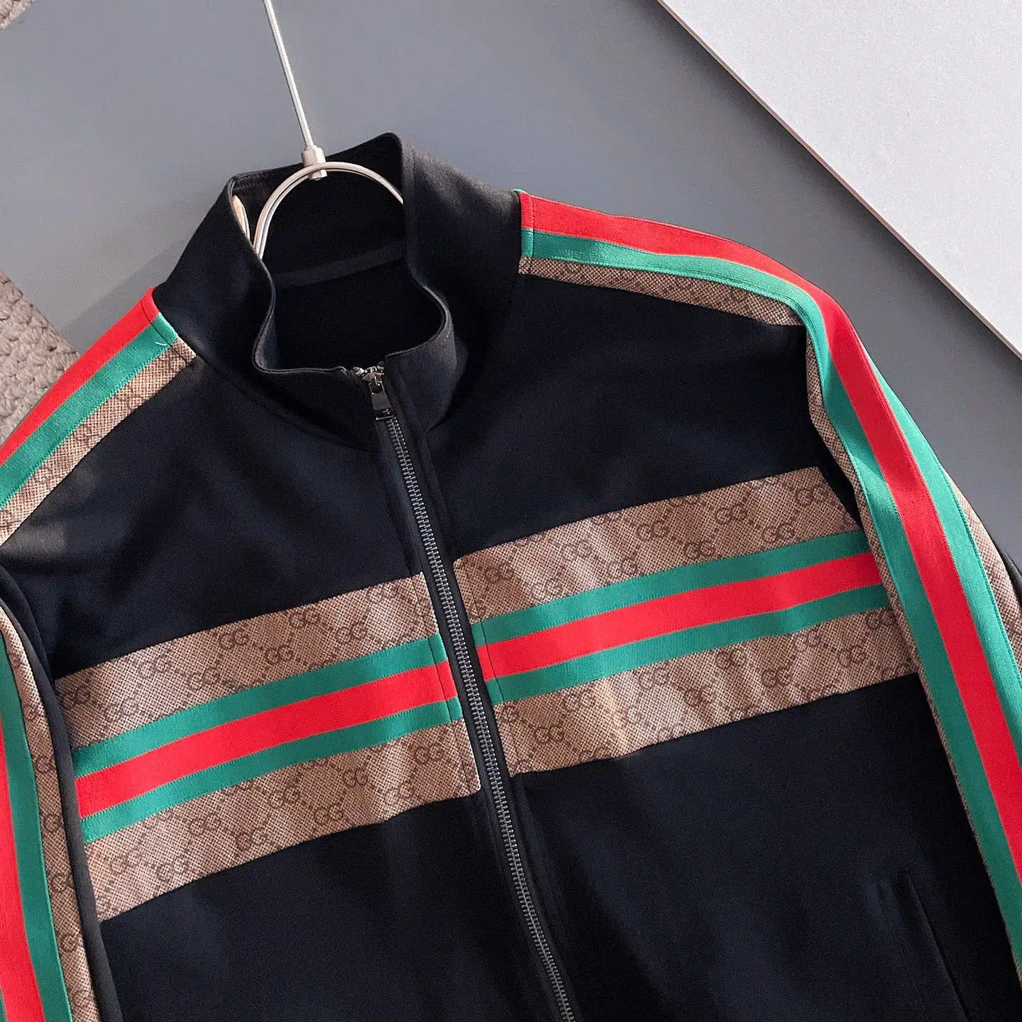 New high-quality sports kit