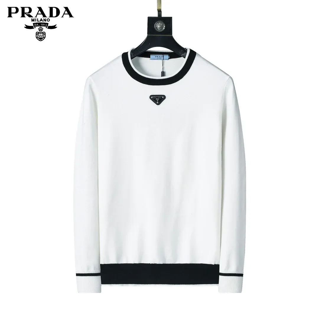 Handsome men's casual sweater