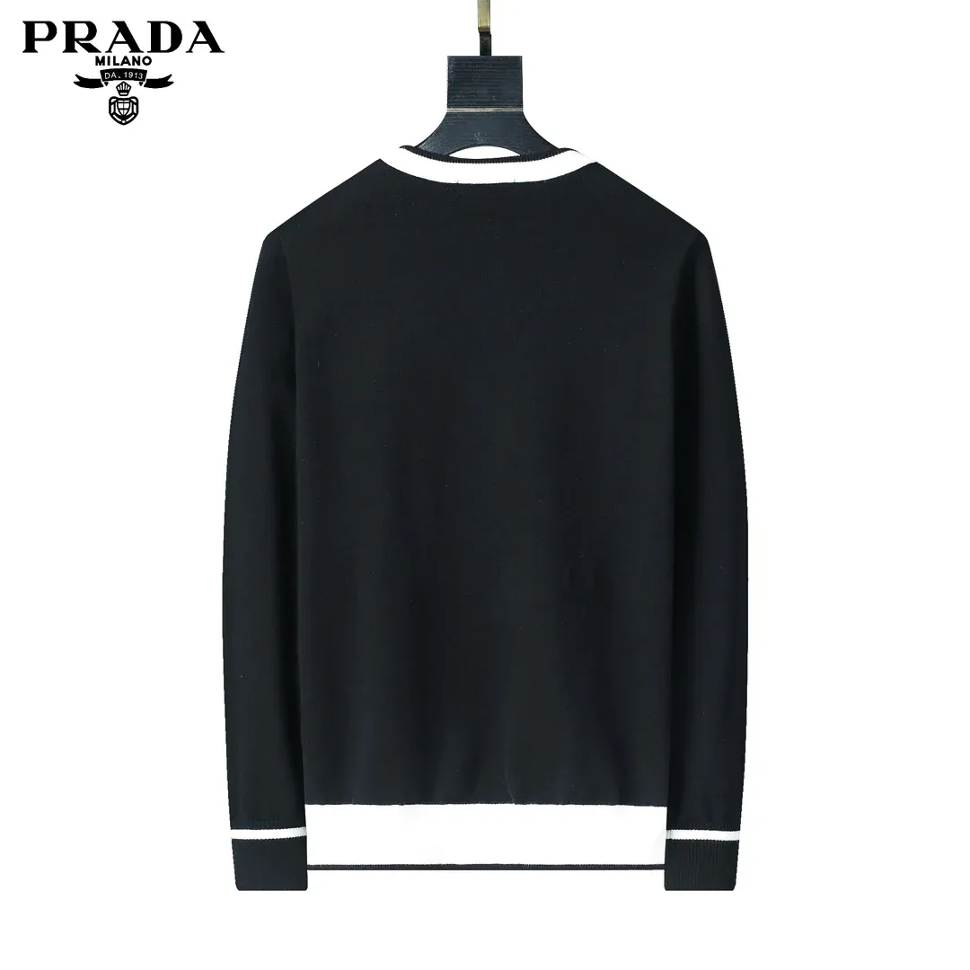 Handsome men's casual sweater