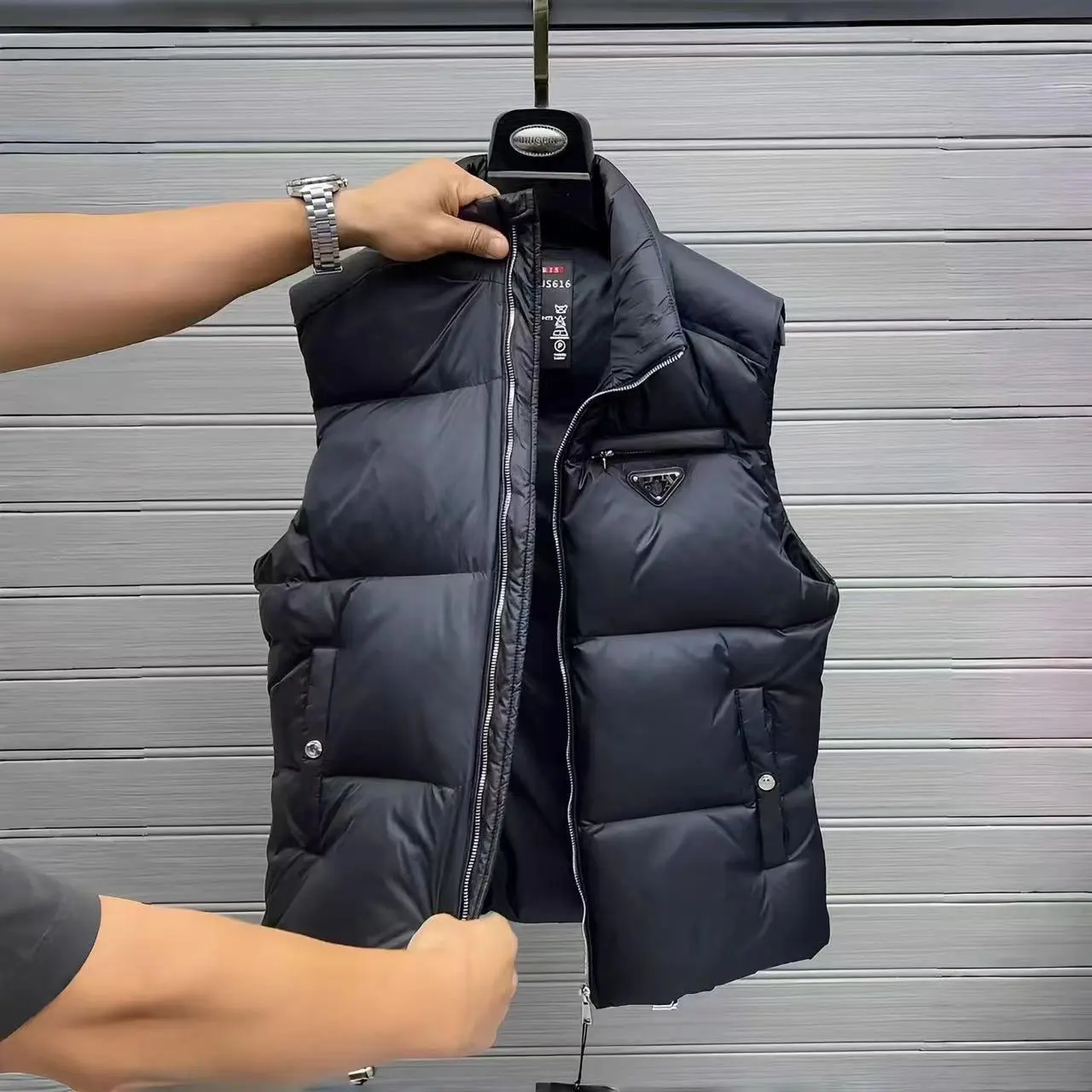 New Fashion Autumn And Winter Casual Vest for Men and Women PD0424101408