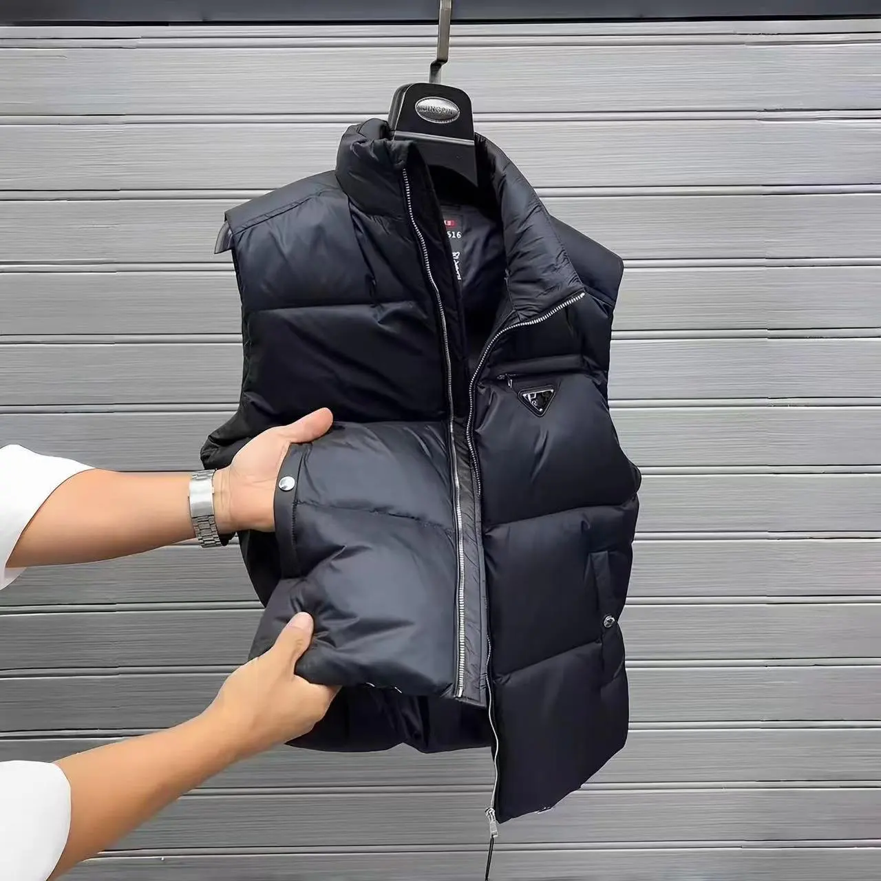 New Fashion Autumn And Winter Casual Vest for Men and Women PD0424101408