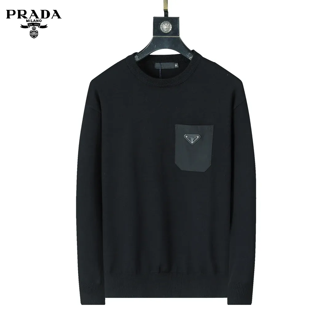 Handsome men's casual sweater