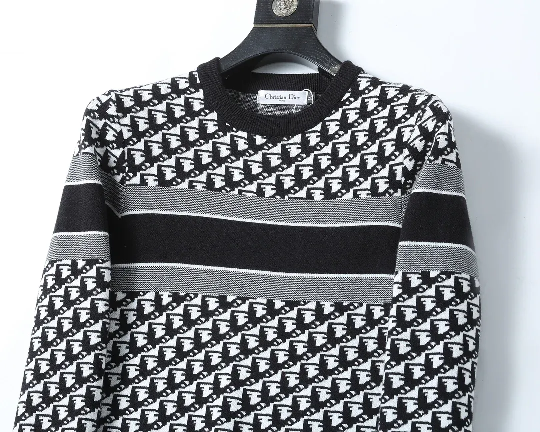 handsome men's casual sweater