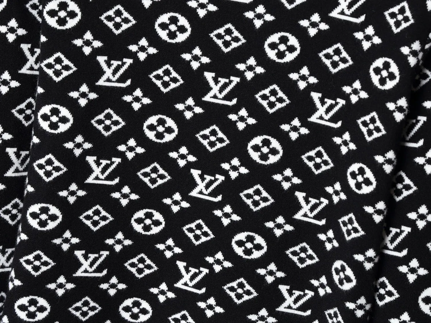 Men fashion knitted sweater