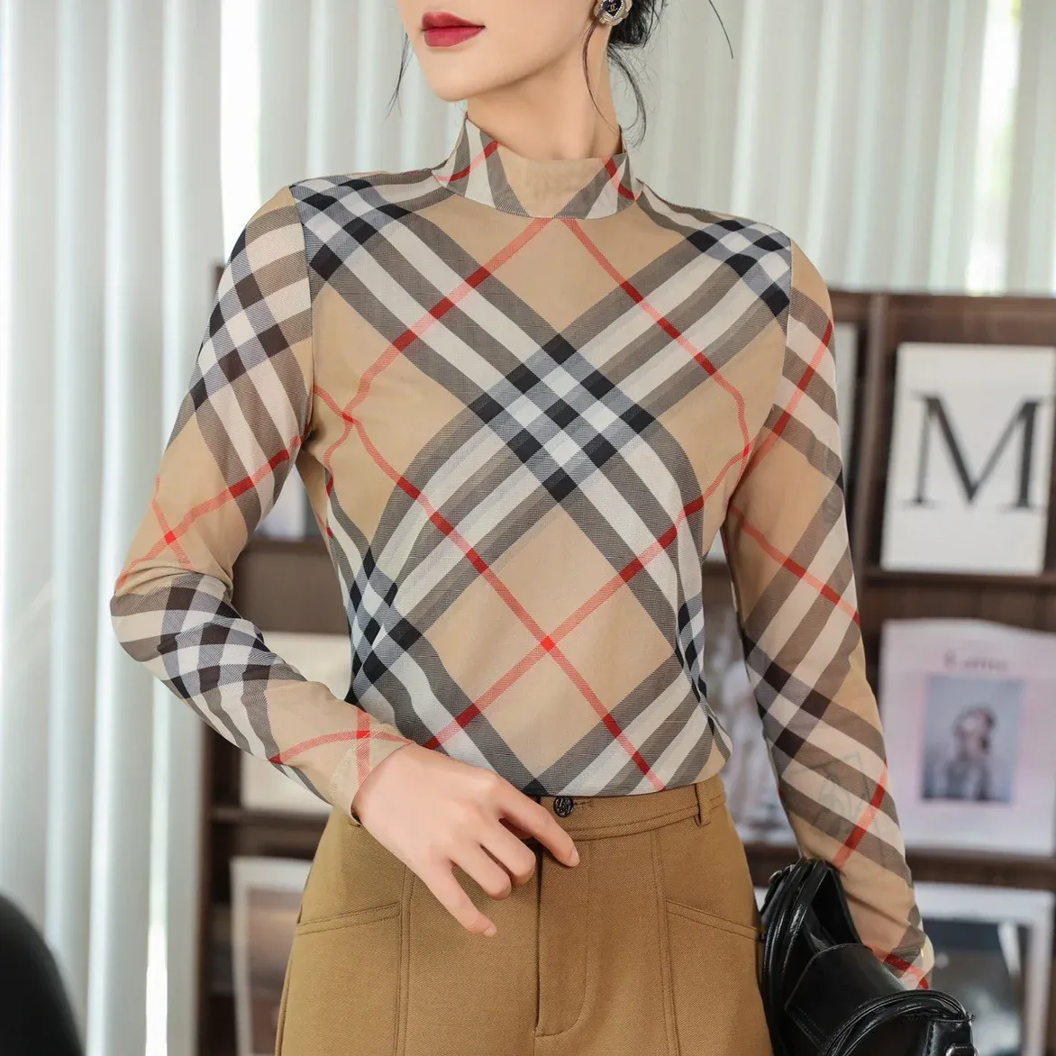 Classic Plaid Crew Neck Bottom Shirt