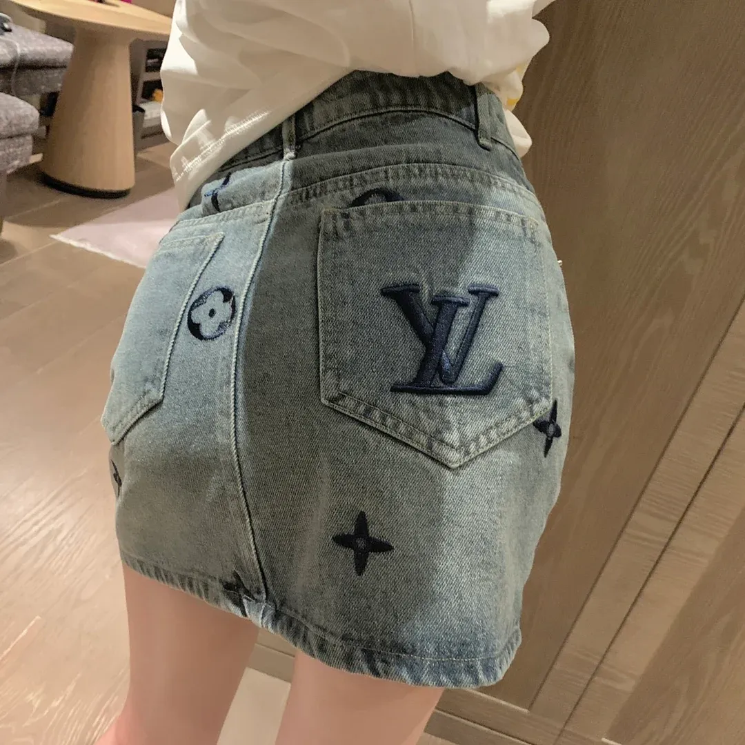 New fashion embroidered denim short skirt