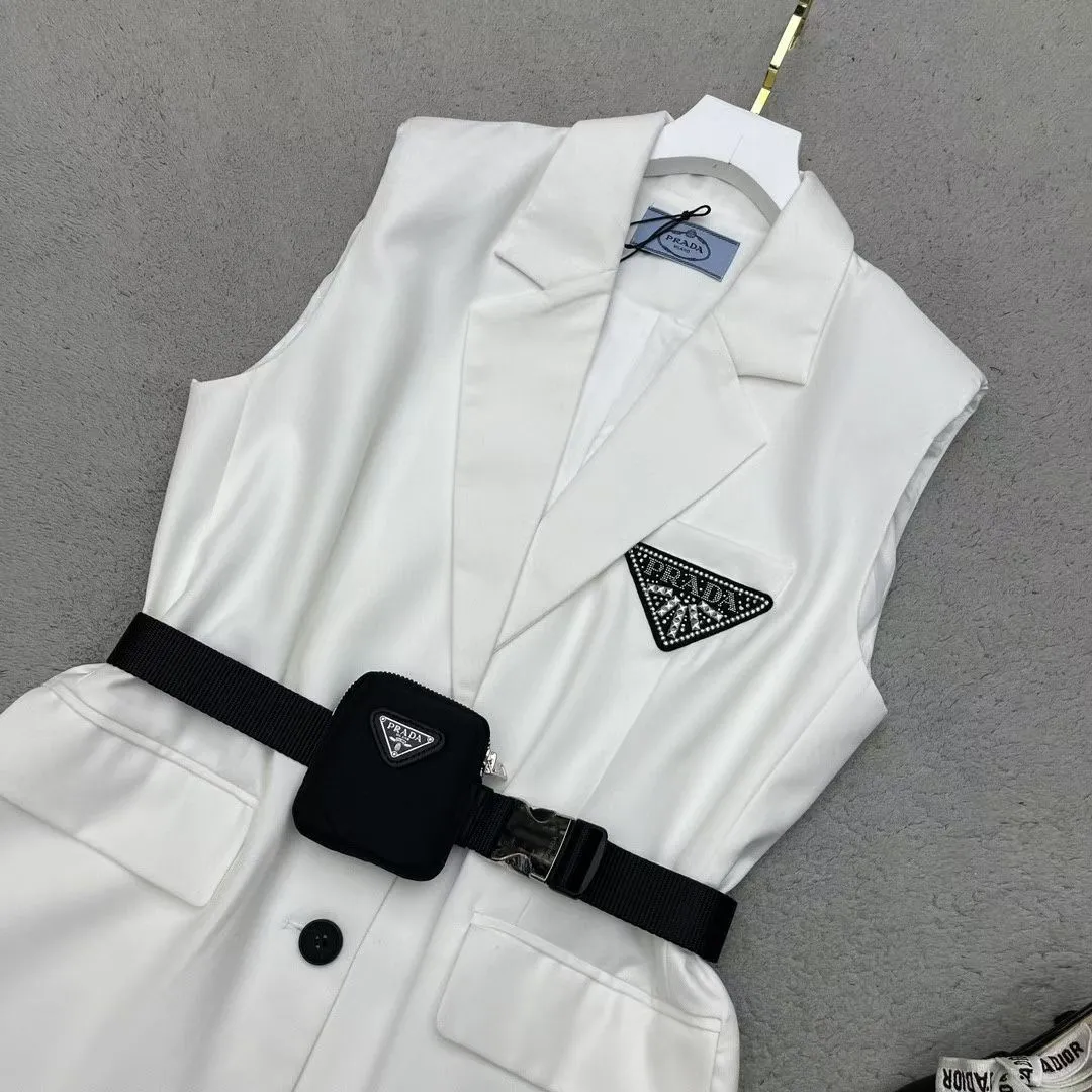 New Classic Triangle Belt Vest Jacket