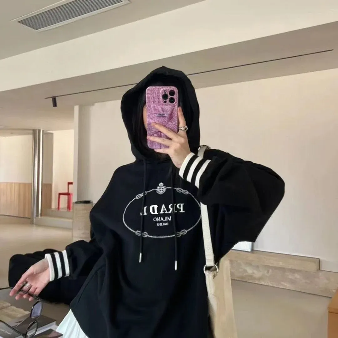 Casual Versatile Long Sleeved Set Hooded