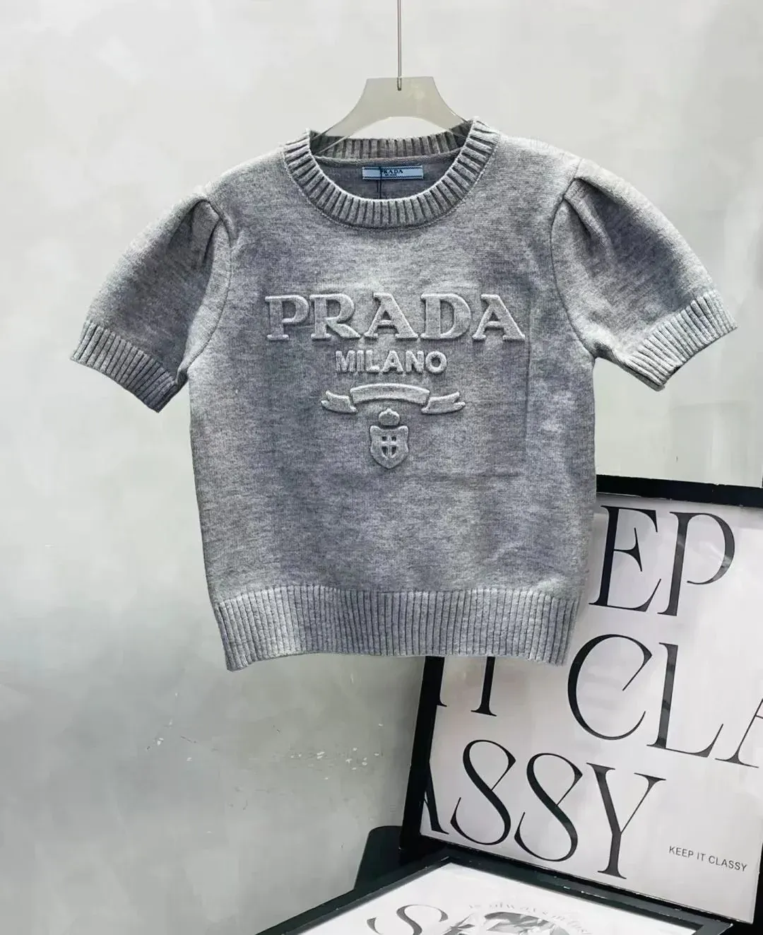 Early Spring Crewneck Women's Sweater Fashion Short-sleeved