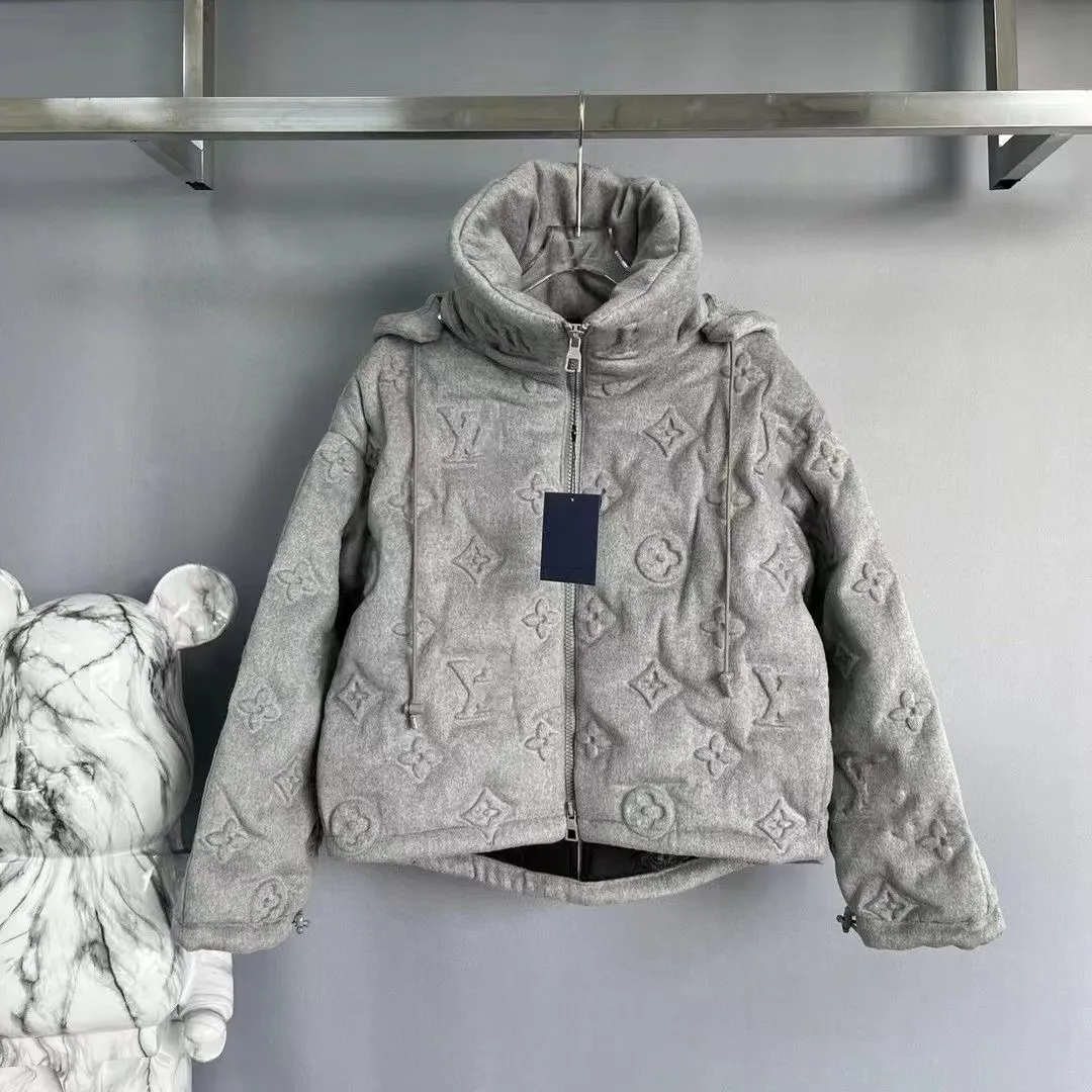 New Fashion Suit Jacket Embossing Process Down Jacket