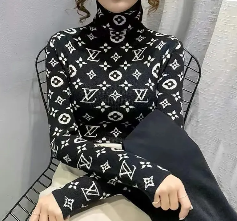 New Fashion printed slim top with bottoming shirt