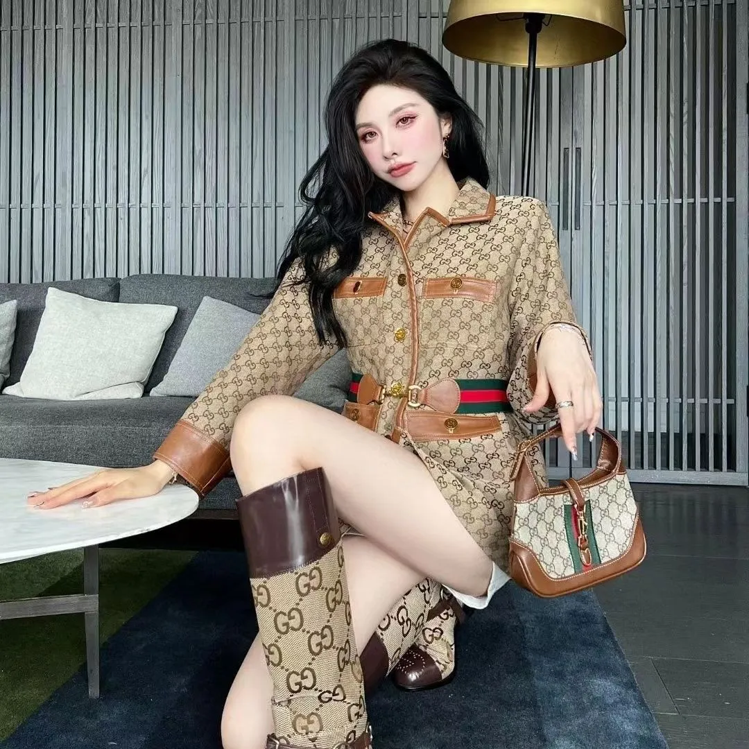 Fashion Nostalgic retro wind bag color jacket