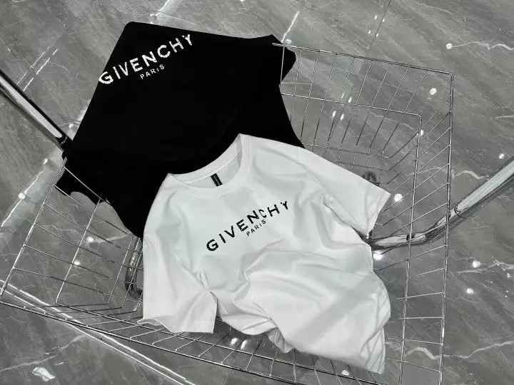 New printed round neck short sleeves