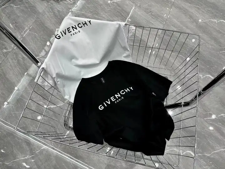 New printed round neck short sleeves