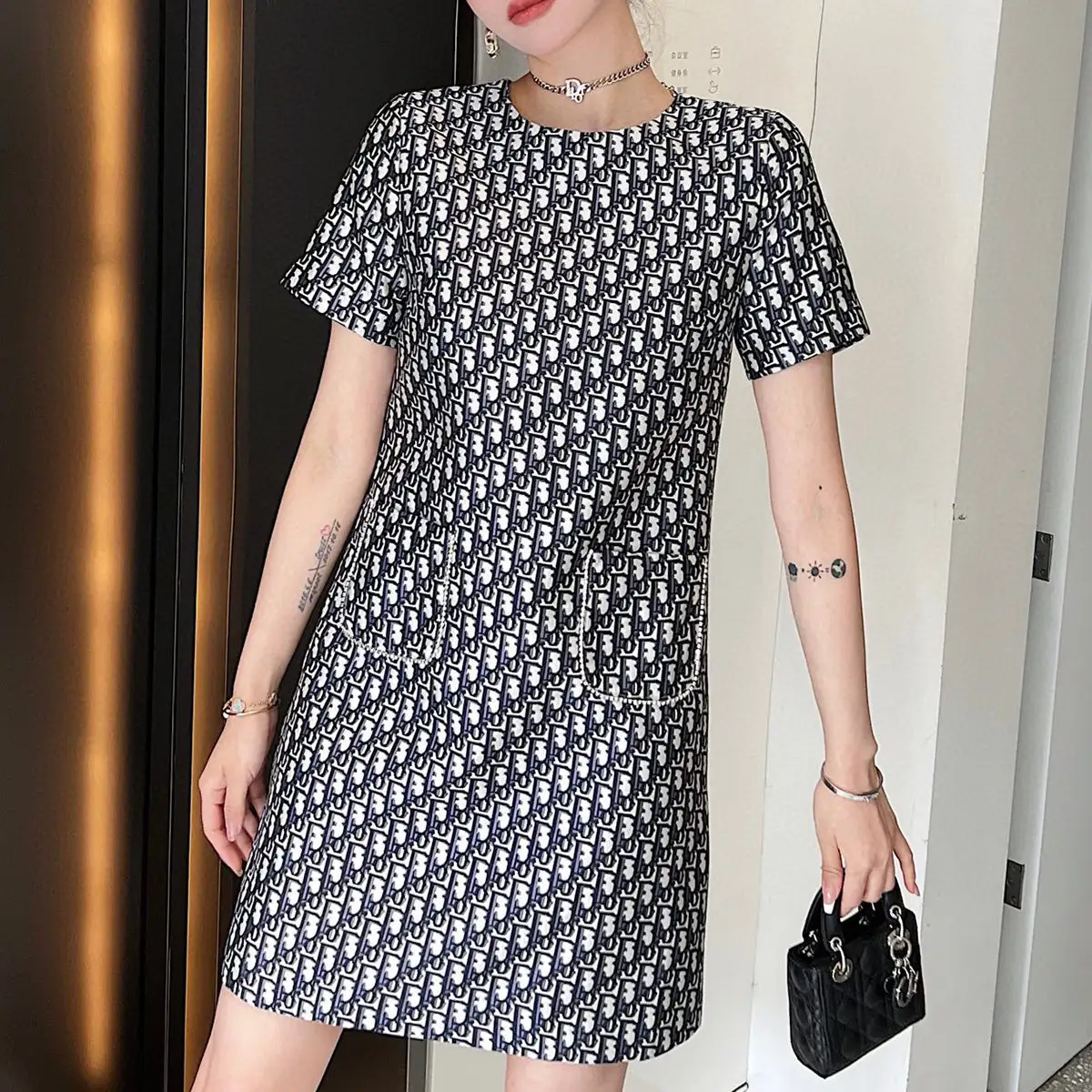 Classic Old Flower Pattern Dress