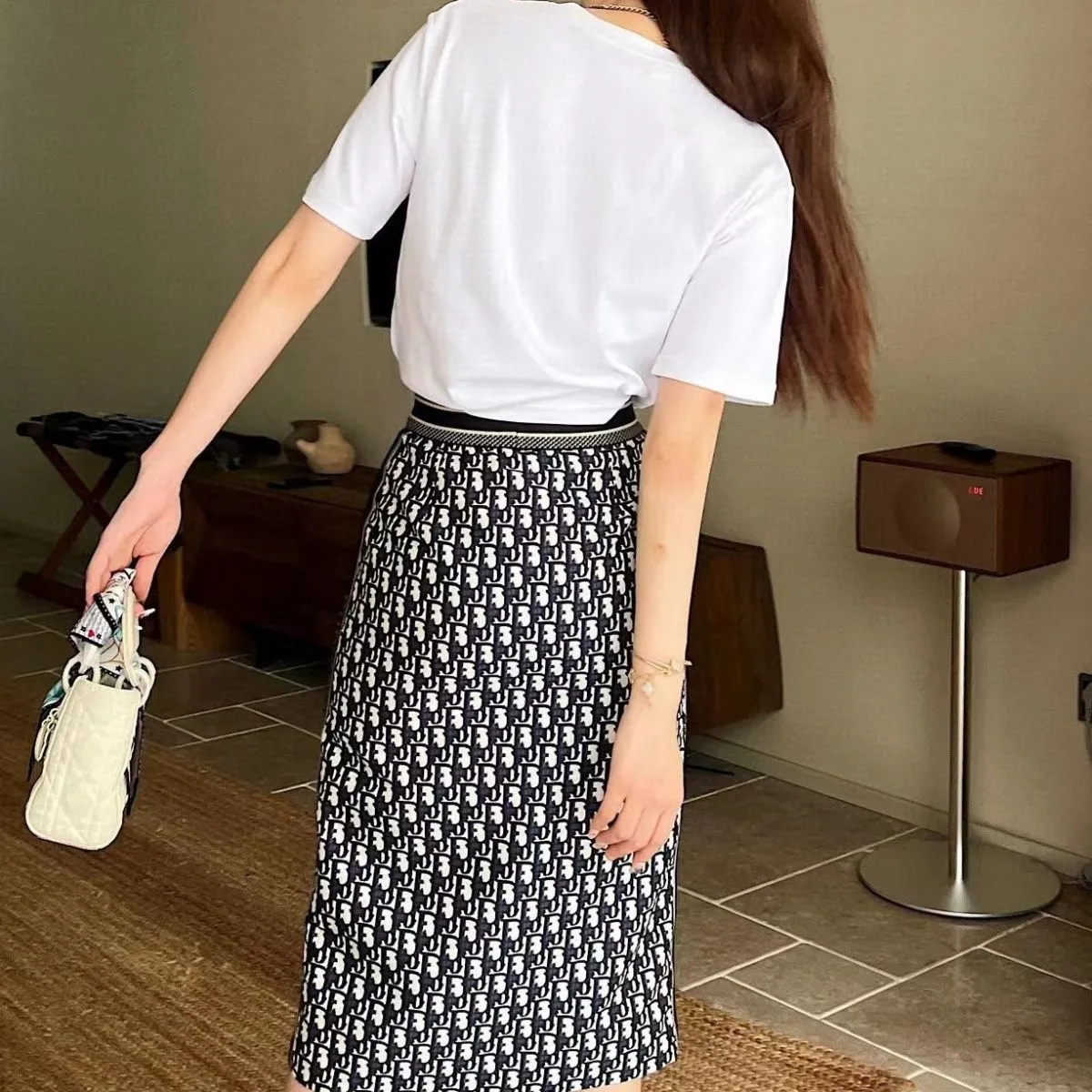 New style front center zipper side letter skirt women