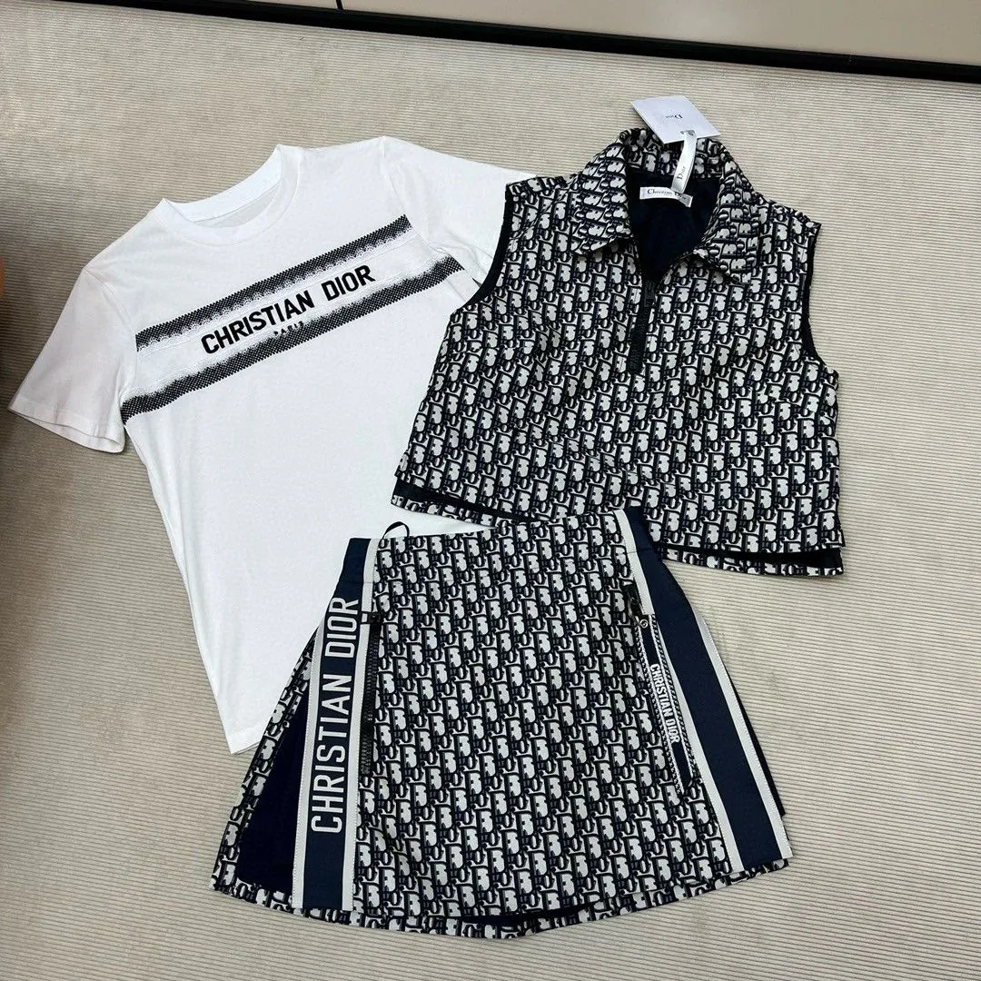 Spring summer elegant suit