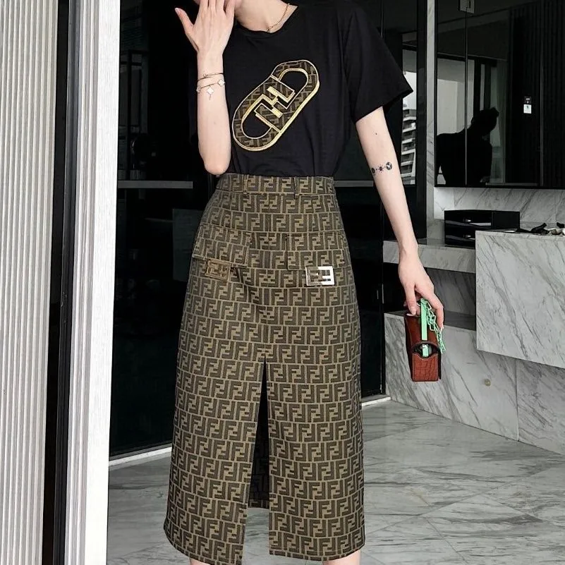 jacquard letter T-shirt + high waist skirt set