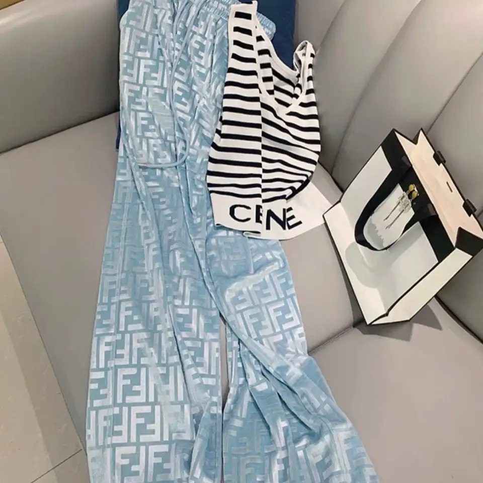 Elastic high waisted gold velvet wide leg pants