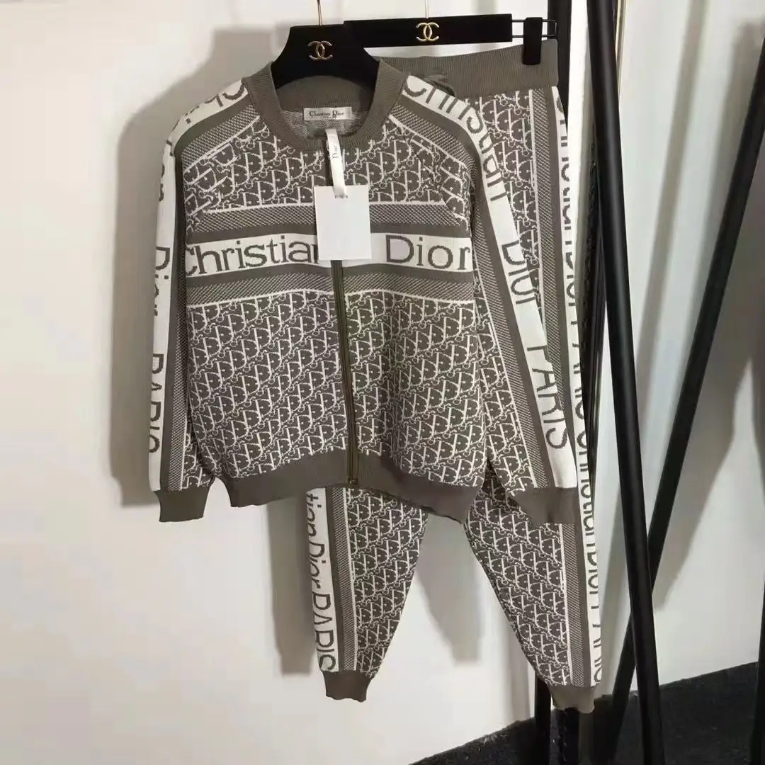 Fashion New Knitted Sweater Set