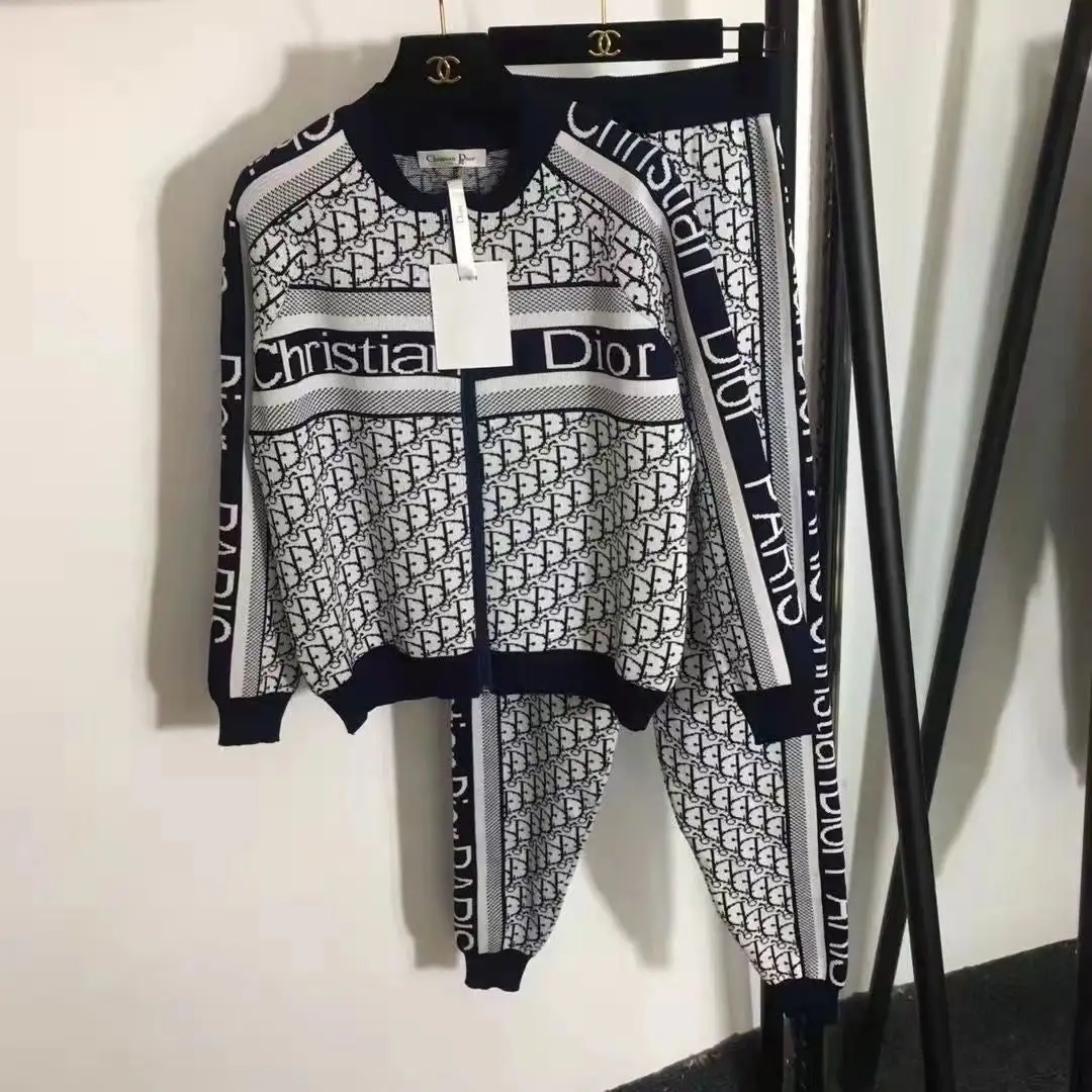 Fashion New Knitted Sweater Set