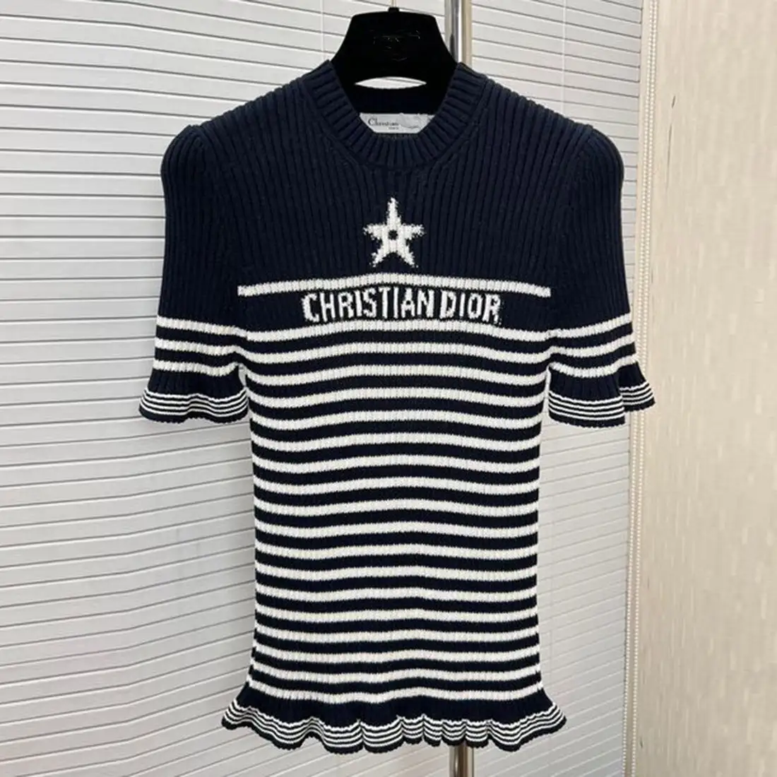 Fashion slim short sleeve knitwear