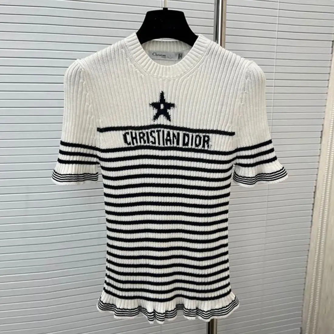 Fashion slim short sleeve knitwear