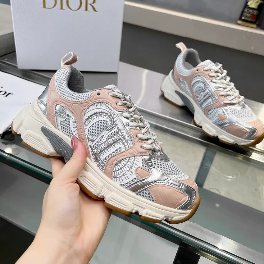 Luxury embroidered mesh versatile casual sports shoes