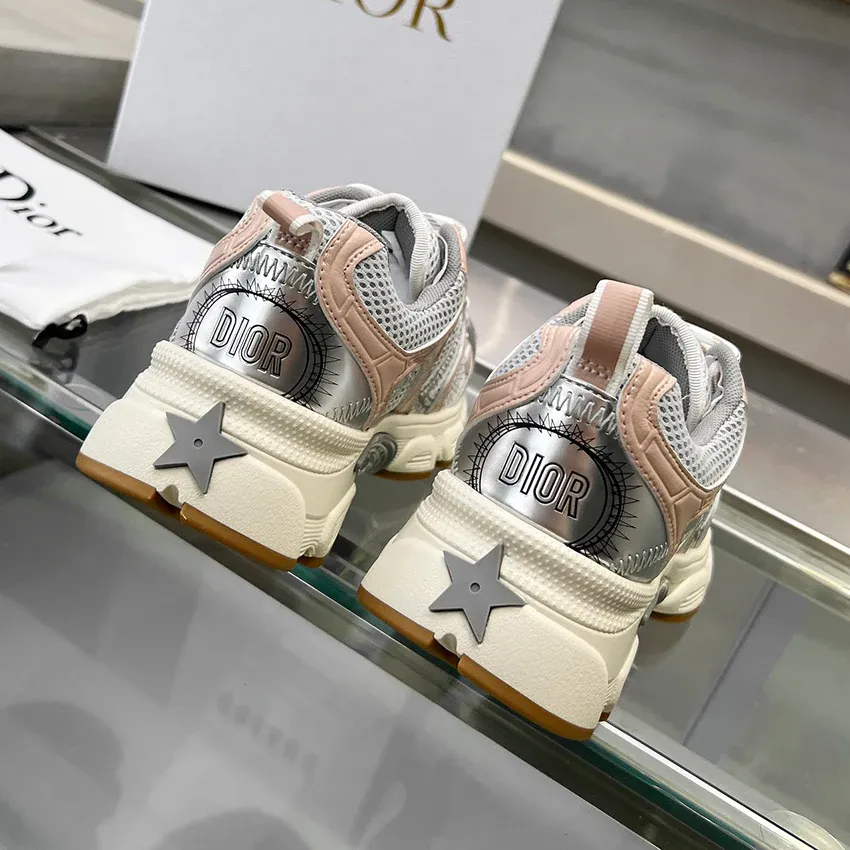 Luxury embroidered mesh versatile casual sports shoes