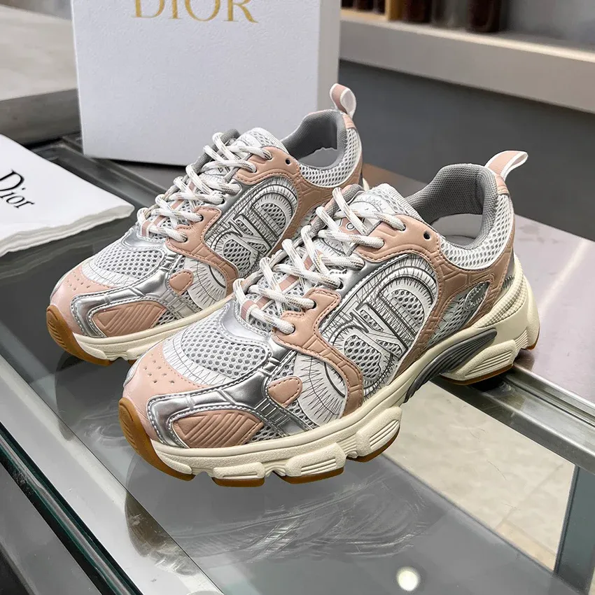 Luxury embroidered mesh versatile casual sports shoes