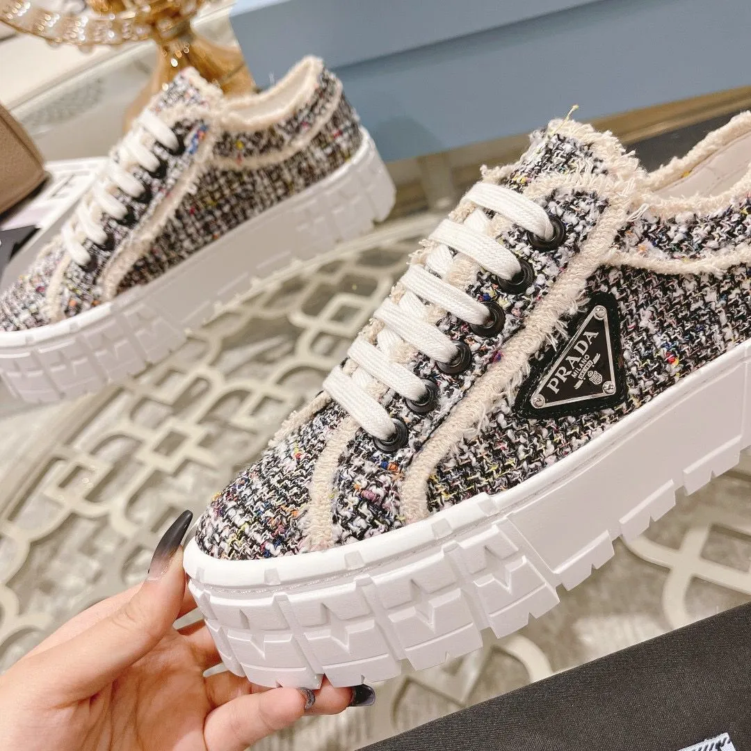 New Thick-soled Muffin Board Shoes Women's Sports Shoes Casual