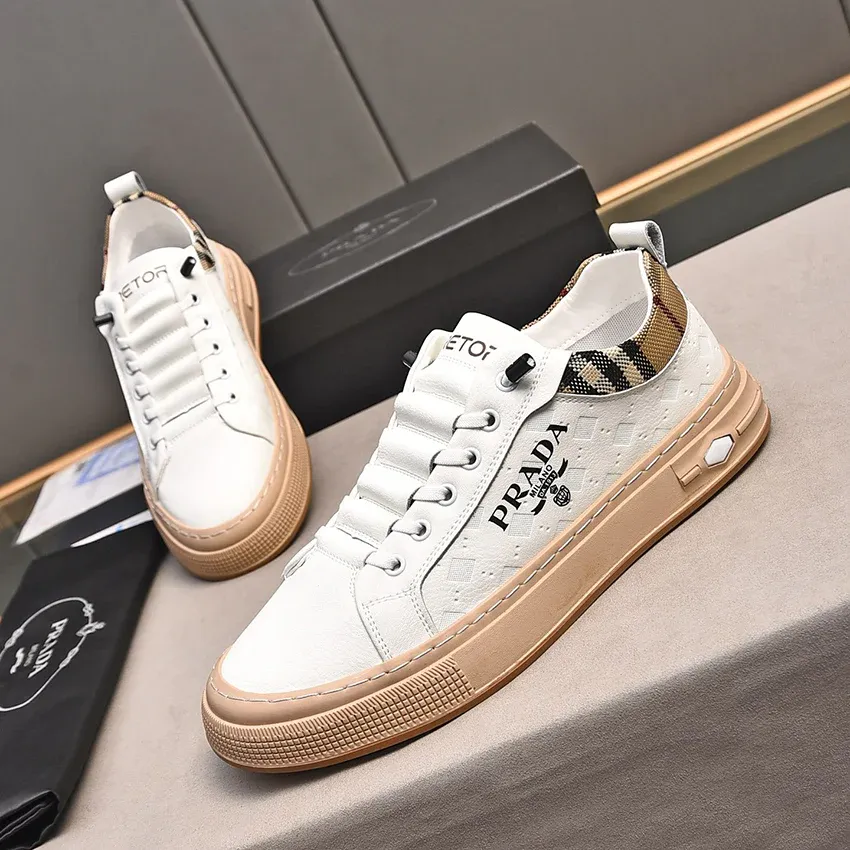 New Fashion Sports Board Shoes