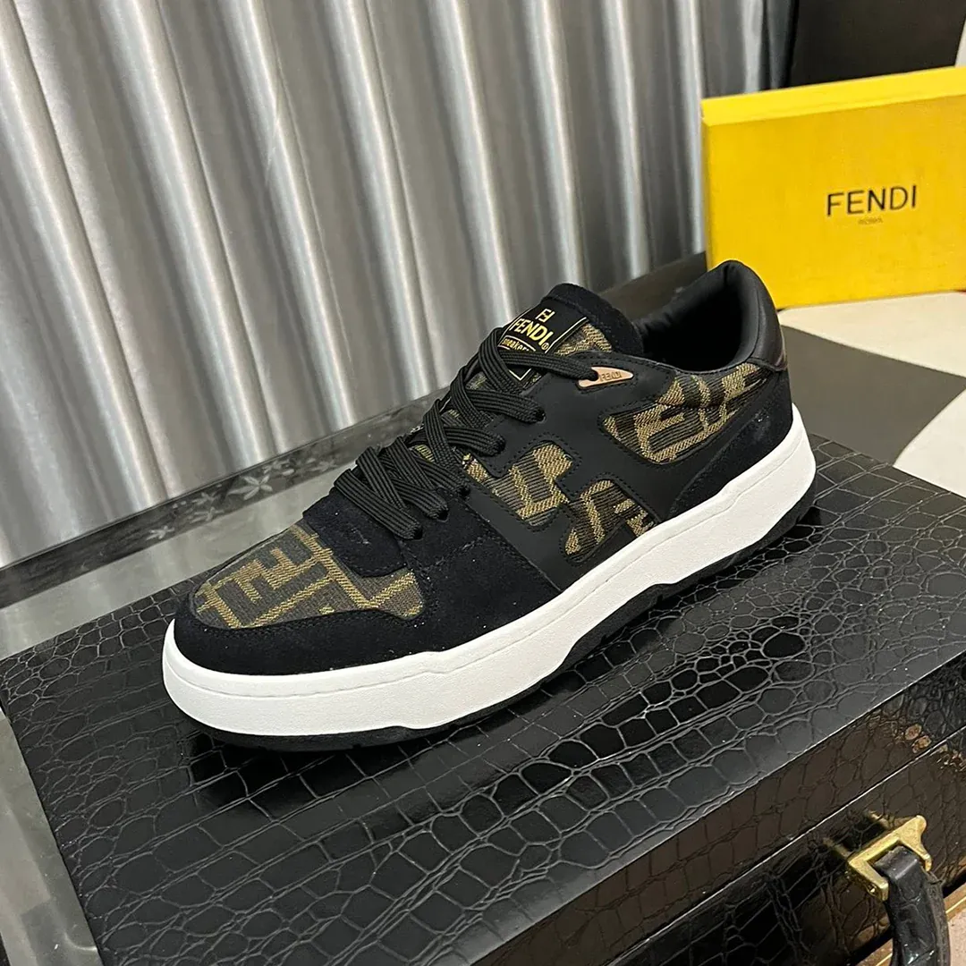 New fashion casual sports shoes