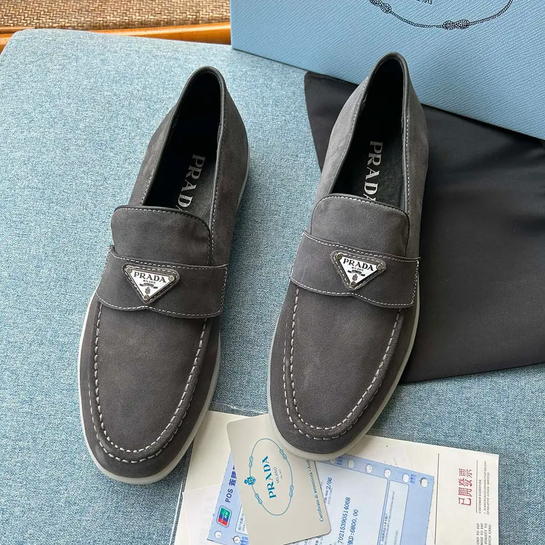 High end men's leather casual sneakers