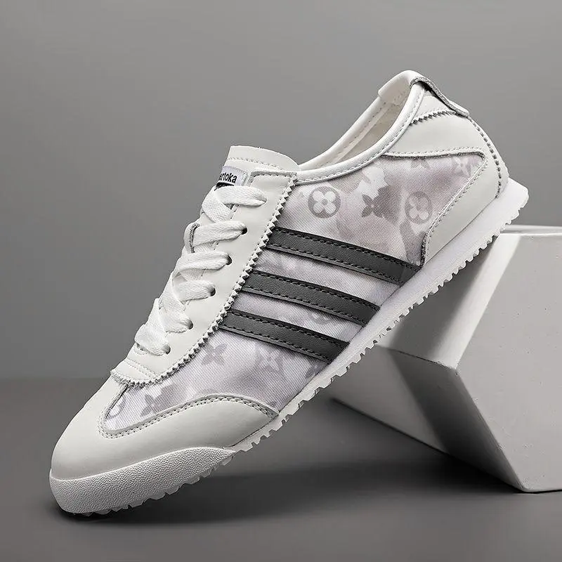 New Breathable Canvas Shoes Men's Casual Sneakers