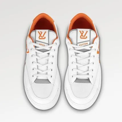 Trendy Vlogo fashion laceup sneakers