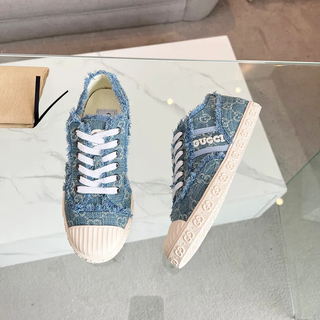 Ladies new fashion versatile sports sneakers