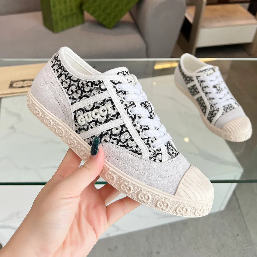 Ladies new fashion versatile sports sneakers