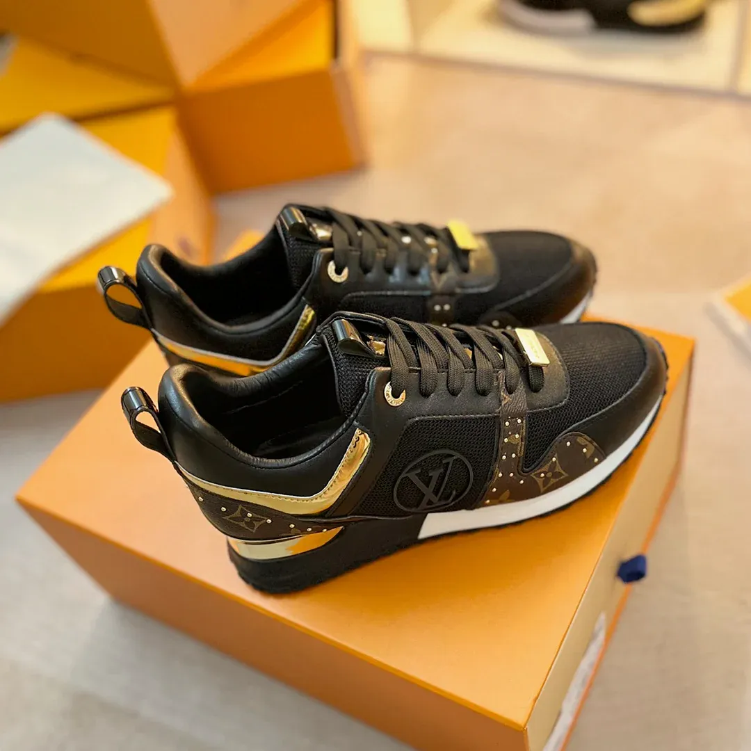 New fashion and versatile sports sneakers