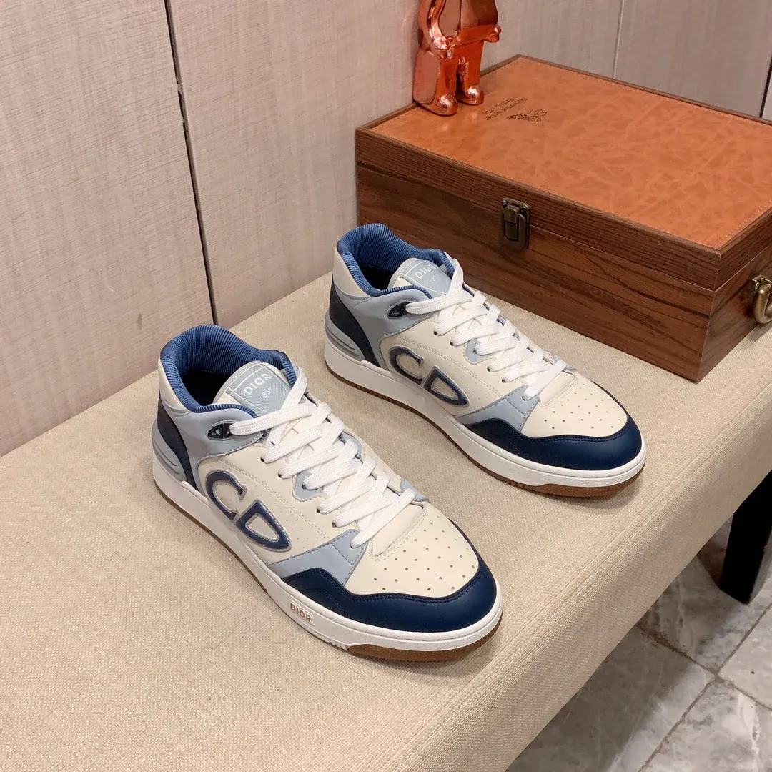 New fashion classic versatile sports sneakers