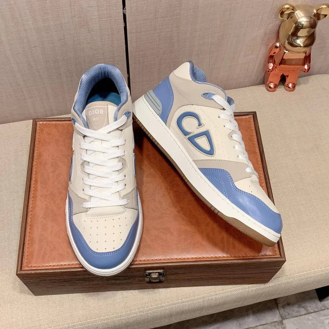 New fashion classic versatile sports sneakers