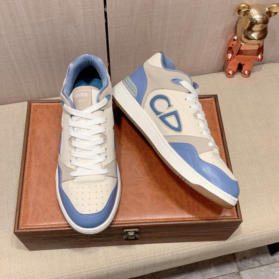 New fashion classic versatile sports sneakers