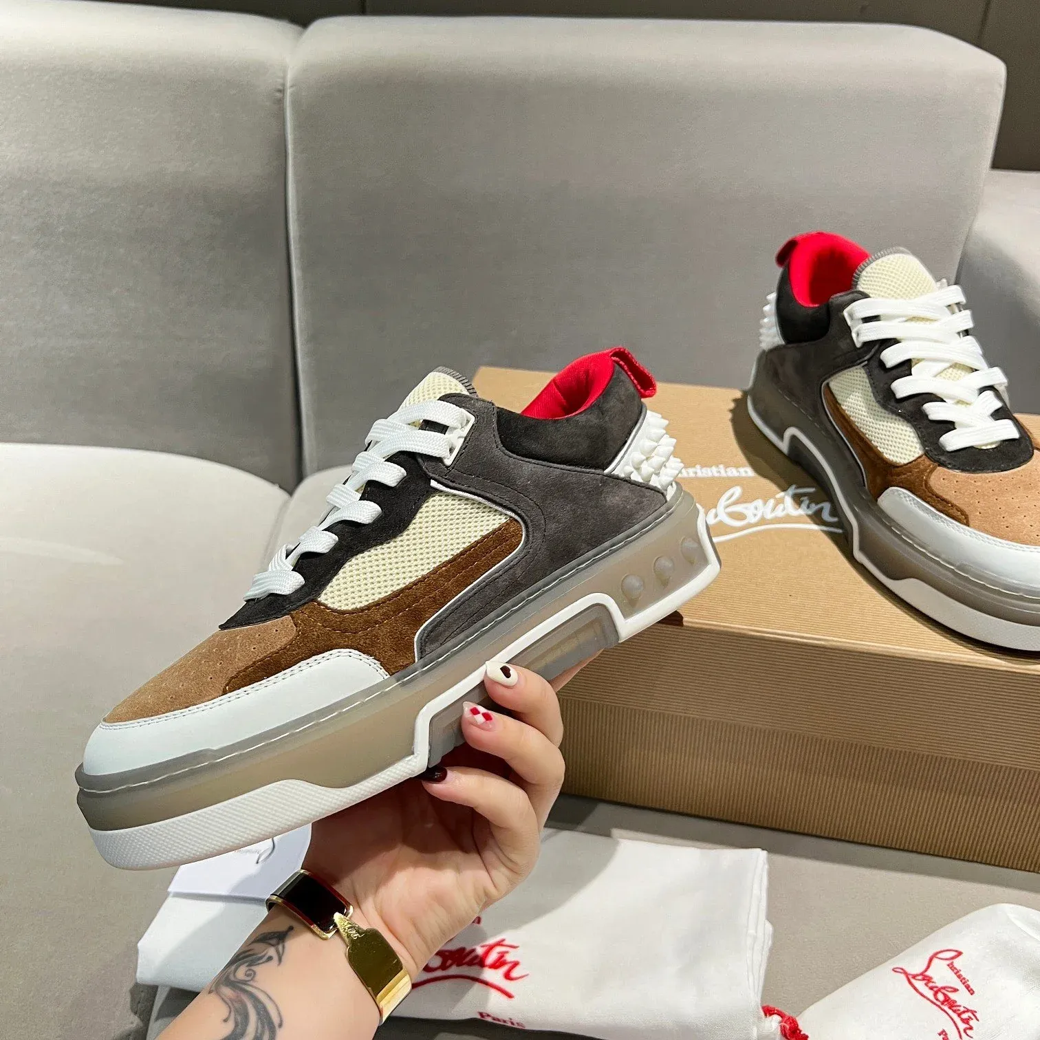 Versatile fashion sneakers with classic patterns