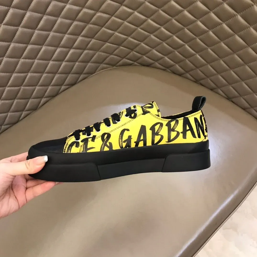 Fashion Versatile Men's Breathable Board Shoes