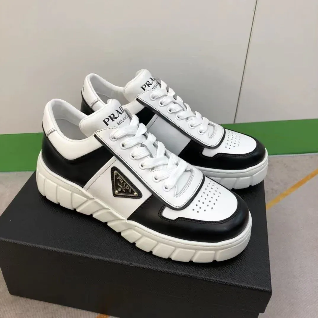 New fashionable and versatile men's sports sneakers