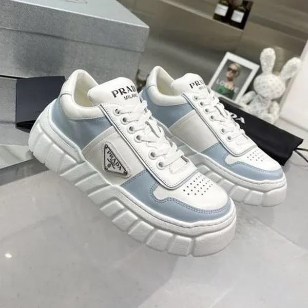 New fashionable and versatile men's sports sneakers