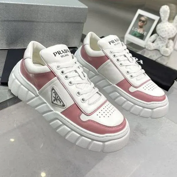 New fashionable and versatile men's sports sneakers